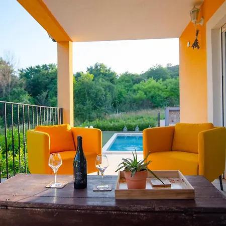 Villa Sika With Heated Pool Near Split